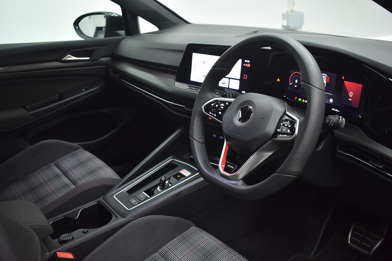 Volkswagen Golf TSI GTI - U6336
