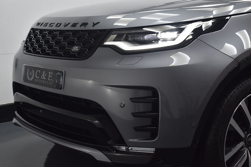 Land Rover Discovery D250 MHEV R-Dynamic SE - U6341