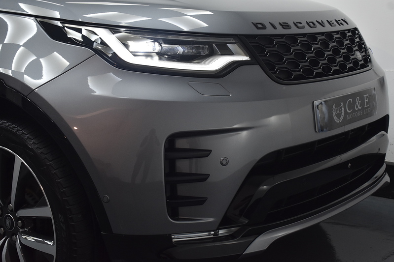 Land Rover Discovery D250 MHEV R-Dynamic SE - U6341