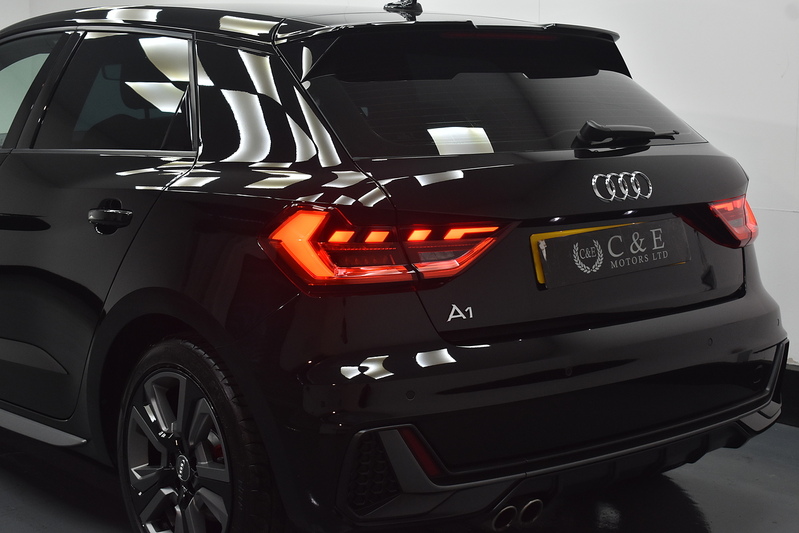 Audi A1 TFSI S line Competition - U6342