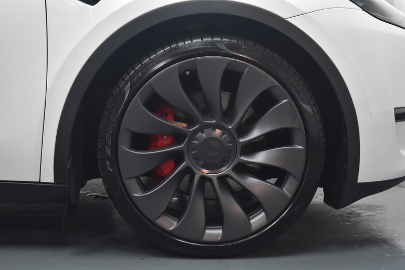 Tesla Model Y Performance - U6343