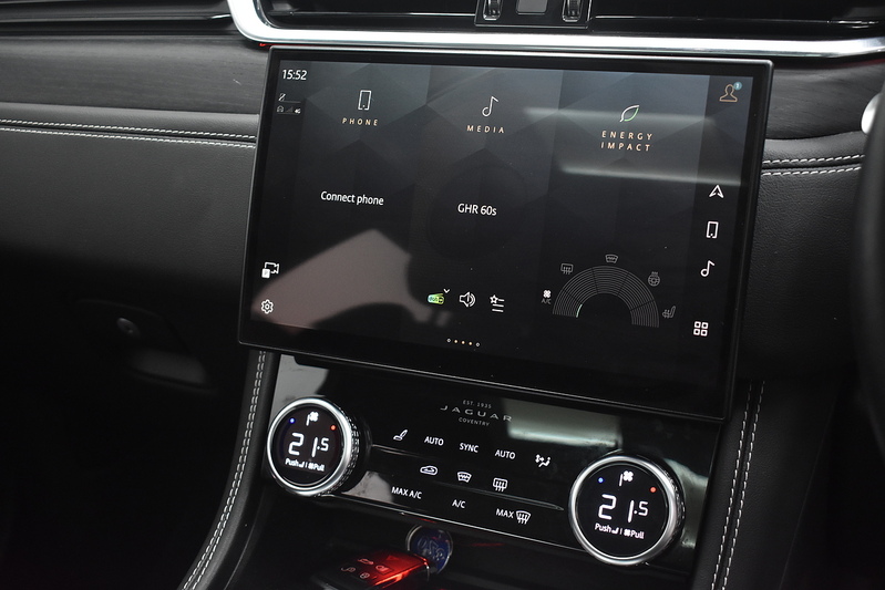 Jaguar F-PACE D200 MHEV R-Dynamic Black - U6345