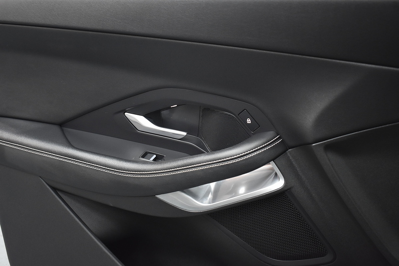 Jaguar E-PACE P200 MHEV R-Dynamic S - U6346