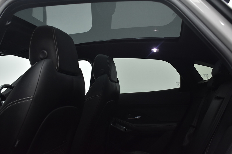 Jaguar E-PACE P200 MHEV R-Dynamic S - U6346