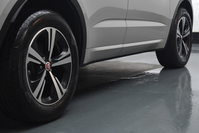 Jaguar E-PACE P200 MHEV R-Dynamic S - U6346