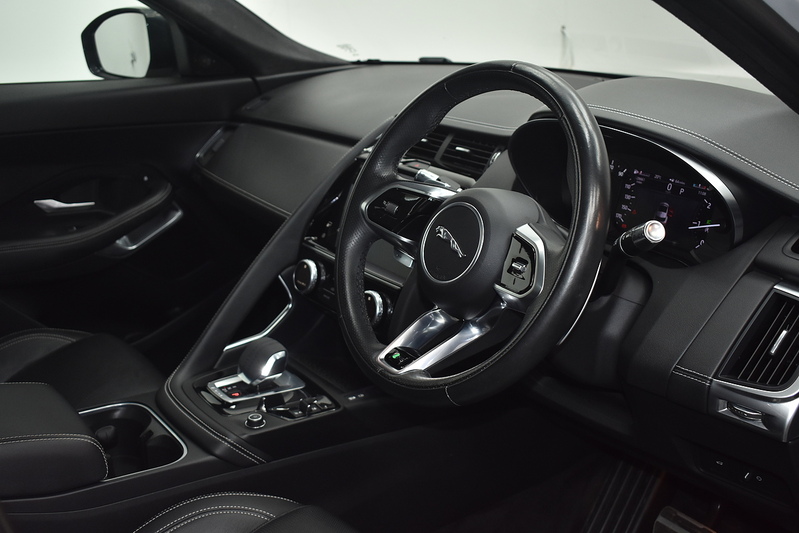 Jaguar E-PACE P200 MHEV R-Dynamic S - U6346