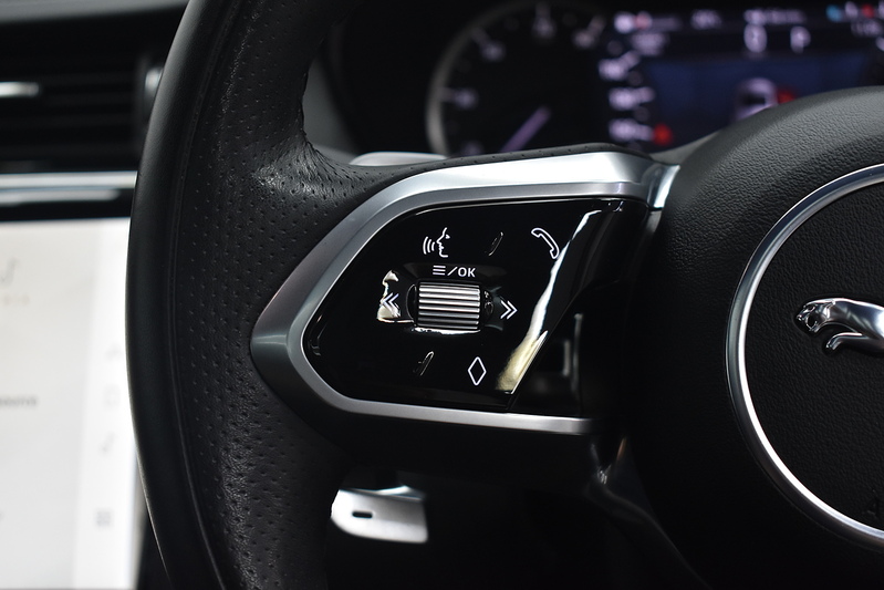 Jaguar E-PACE P200 MHEV R-Dynamic S - U6346