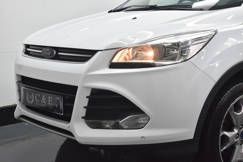 Ford Kuga TDCi Titanium - U6350