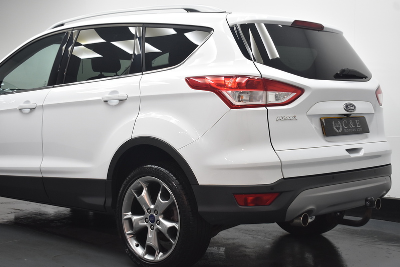 Ford Kuga TDCi Titanium - U6350