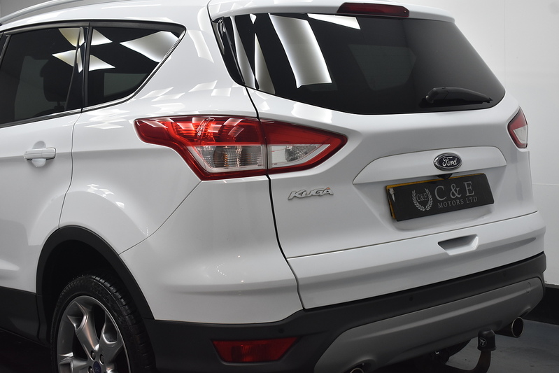 Ford Kuga TDCi Titanium - U6350
