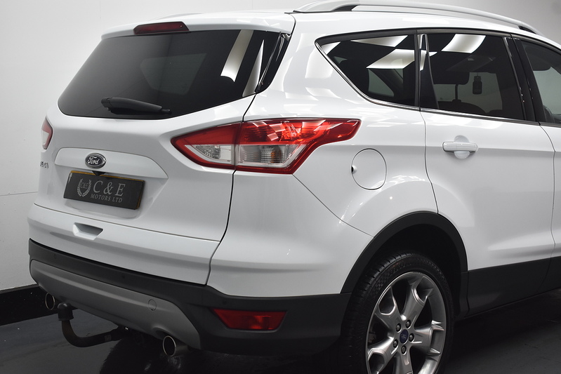Ford Kuga TDCi Titanium - U6350