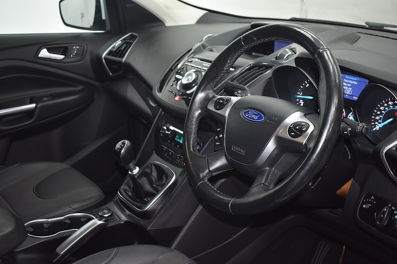 Ford Kuga TDCi Titanium - U6350
