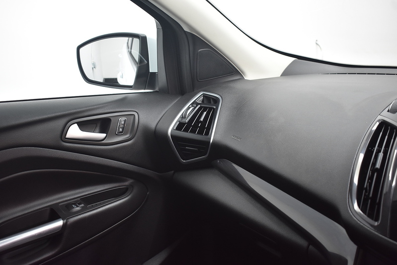 Ford Kuga TDCi Titanium - U6350