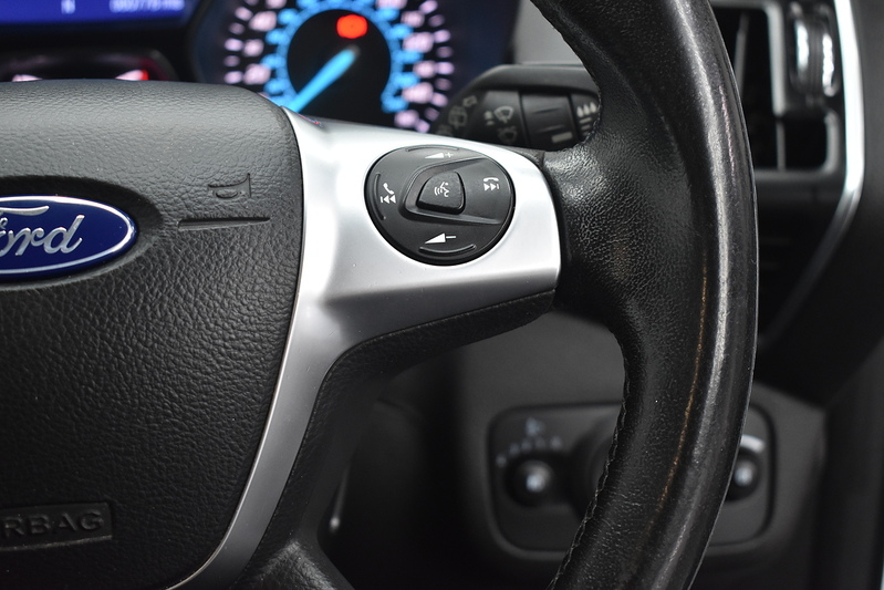 Ford Kuga TDCi Titanium - U6350