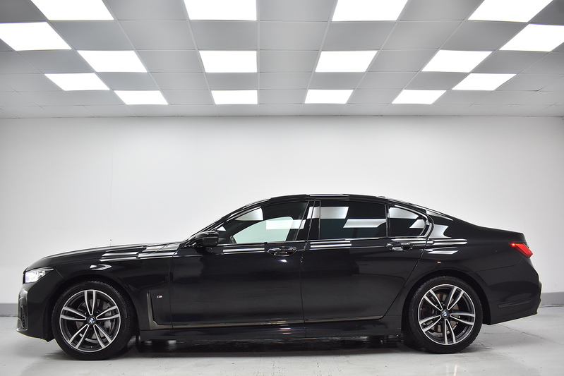 BMW 7 Series 730d MHT M Sport - U6351