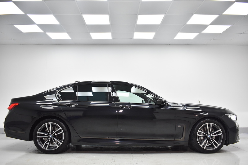BMW 7 Series 730d MHT M Sport - U6351