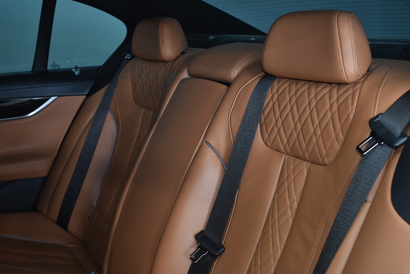 BMW 7 Series 730d MHT M Sport - U6351