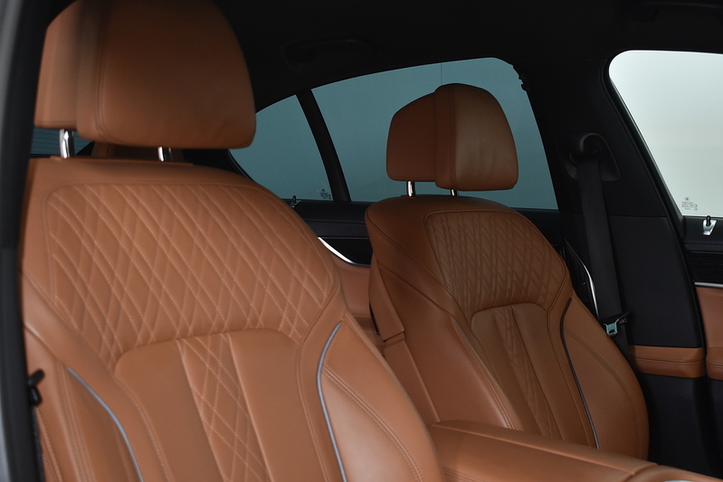 BMW 7 Series 730d MHT M Sport - U6351