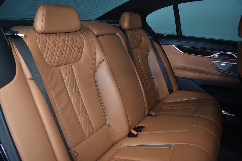 BMW 7 Series 730d MHT M Sport - U6351