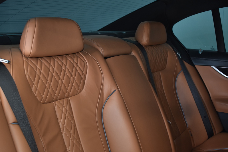 BMW 7 Series 730d MHT M Sport - U6351