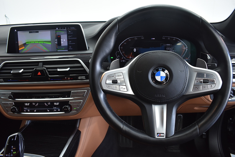 BMW 7 Series 730d MHT M Sport - U6351