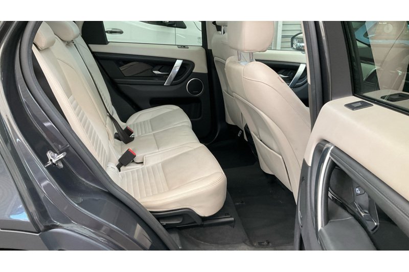 Land Rover Discovery Sport D180 MHEV HSE - U6356