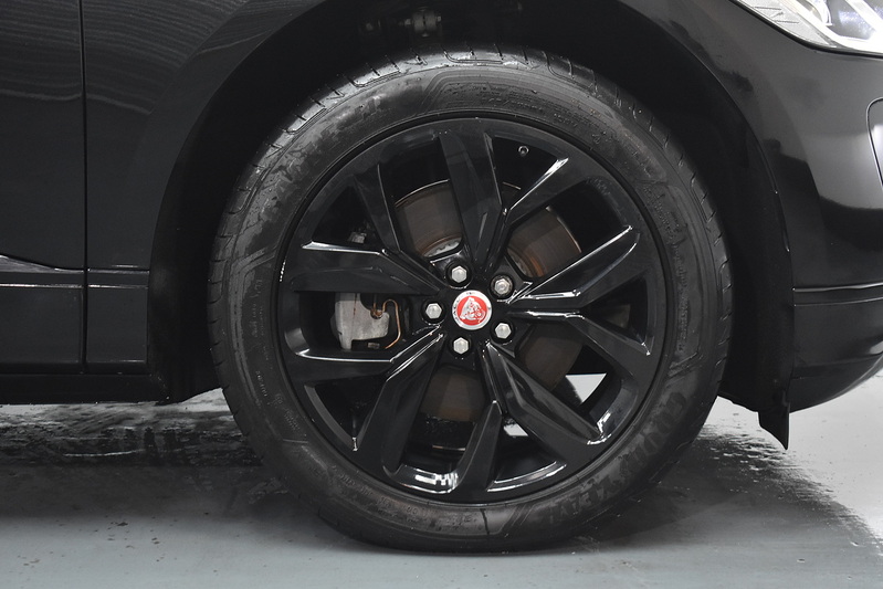 Jaguar I-PACE 400 Black - U6361