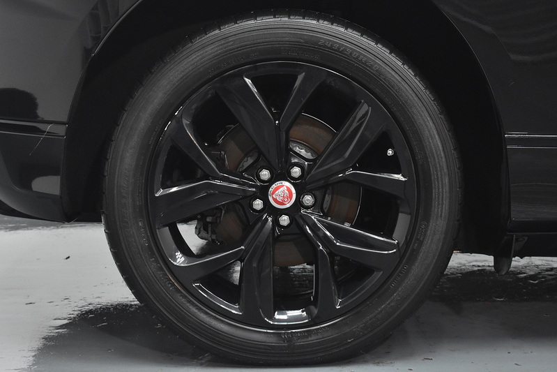 Jaguar I-PACE 400 Black - U6361