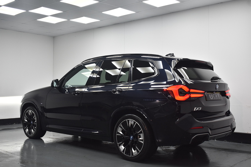 BMW iX3 M Sport Pro - U6362