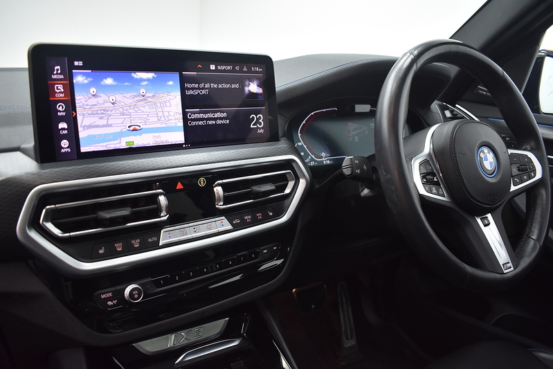 BMW iX3 M Sport Pro - U6362