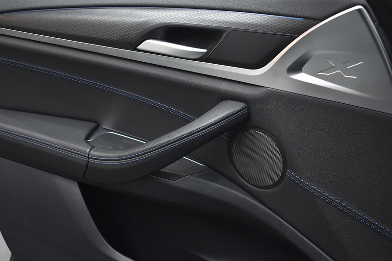 BMW iX3 M Sport Pro - U6362
