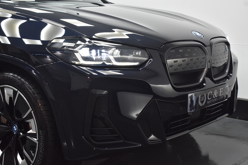 BMW iX3 M Sport Pro - U6362