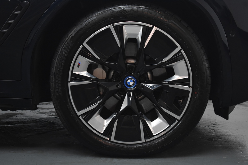 BMW iX3 M Sport Pro - U6362