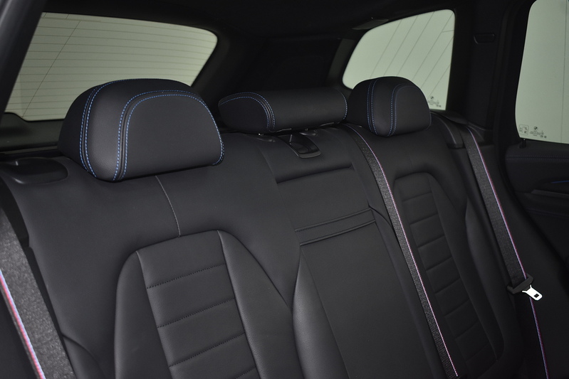 BMW iX3 M Sport Pro - U6362