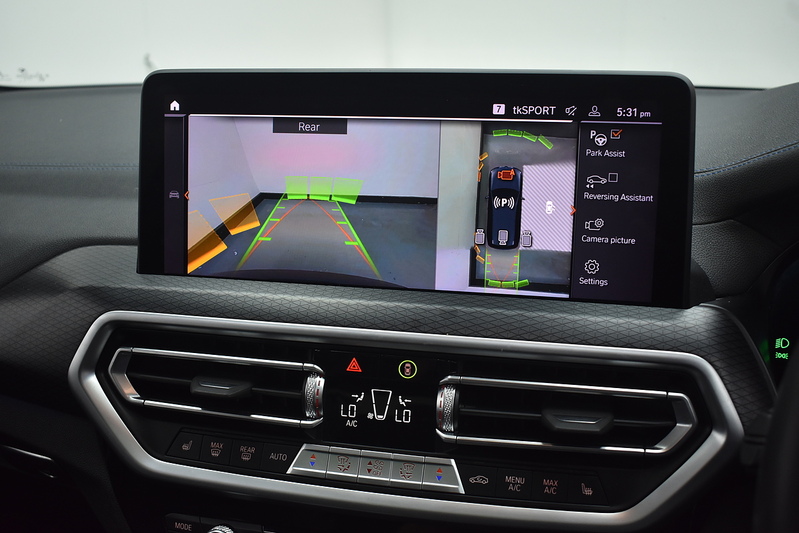 BMW iX3 M Sport Pro - U6362