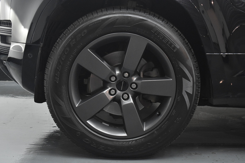 Land Rover Defender 110 D250 MHEV X-Dynamic S - U6365