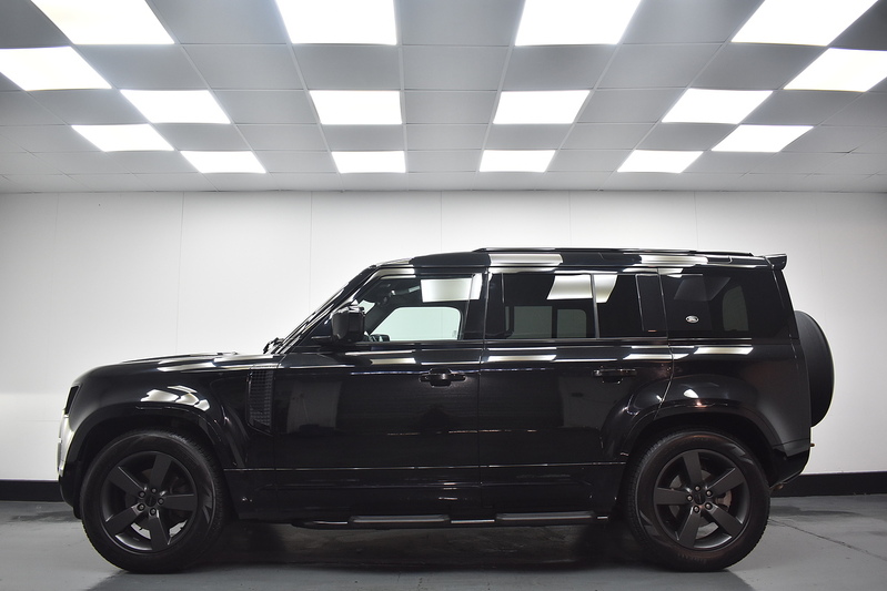 Land Rover Defender 110 D250 MHEV X-Dynamic S - U6365