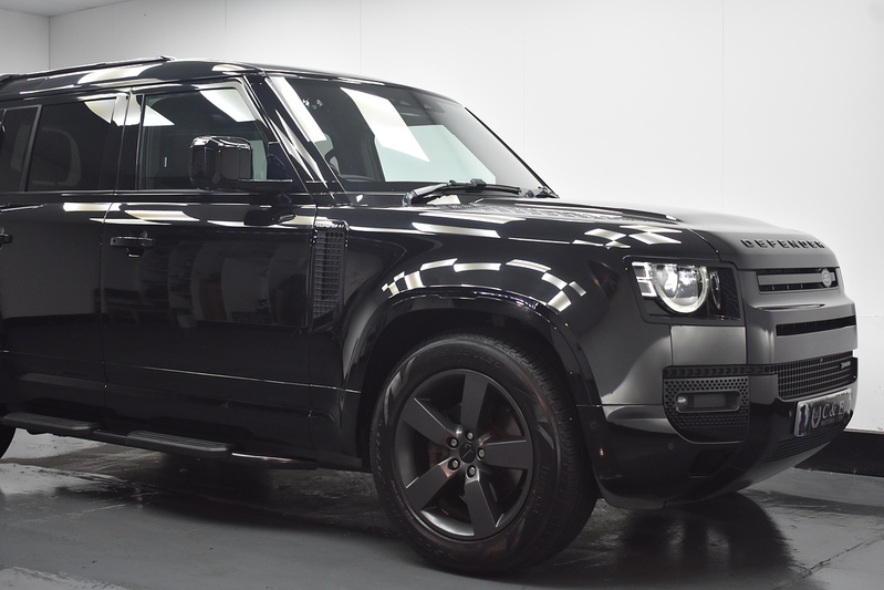 Land Rover Defender 110 D250 MHEV X-Dynamic S - U6365