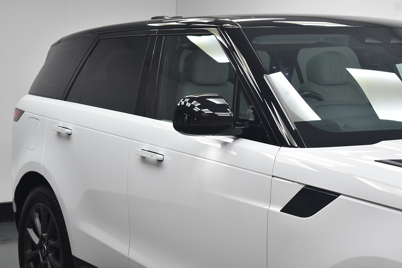 Land Rover Range Rover Sport P440e SE - U6367