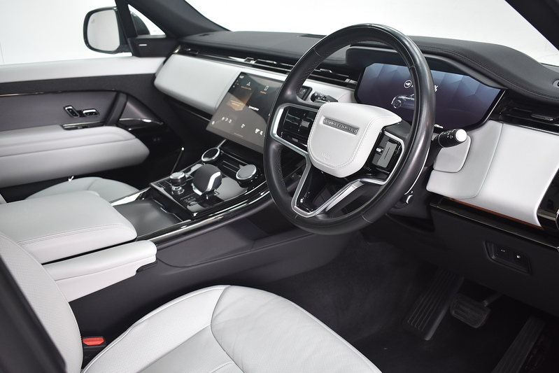 Land Rover Range Rover Sport P440e SE - U6367