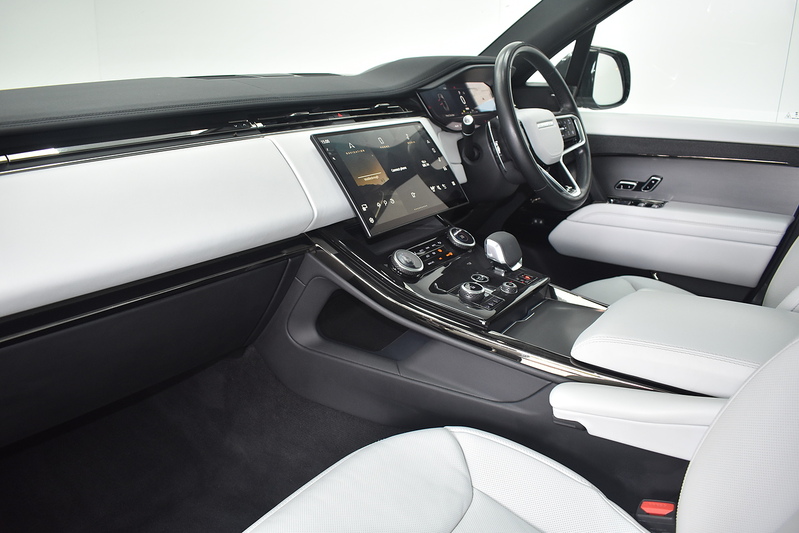 Land Rover Range Rover Sport P440e SE - U6367