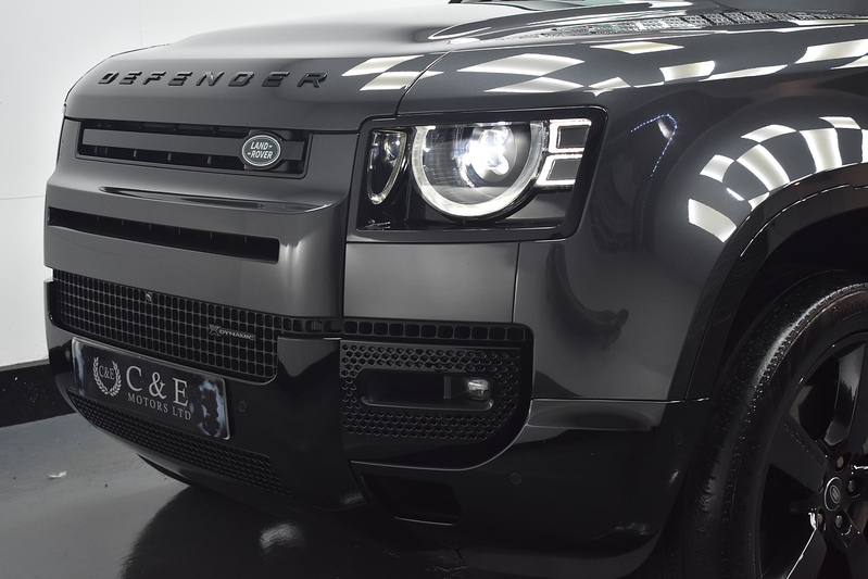 Land Rover Defender 110 D300 MHEV X-Dynamic HSE - U6368