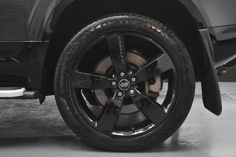 Land Rover Defender 110 D300 MHEV X-Dynamic HSE - U6368