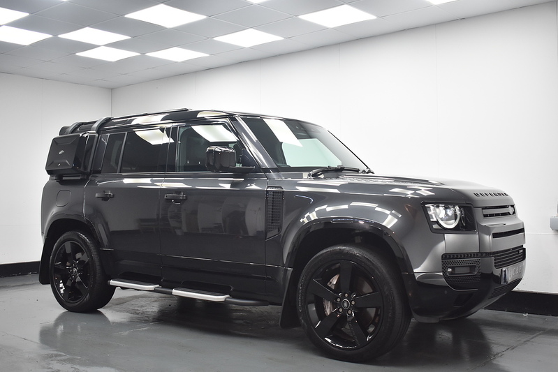 Land Rover Defender 110 D300 MHEV X-Dynamic HSE - U6368