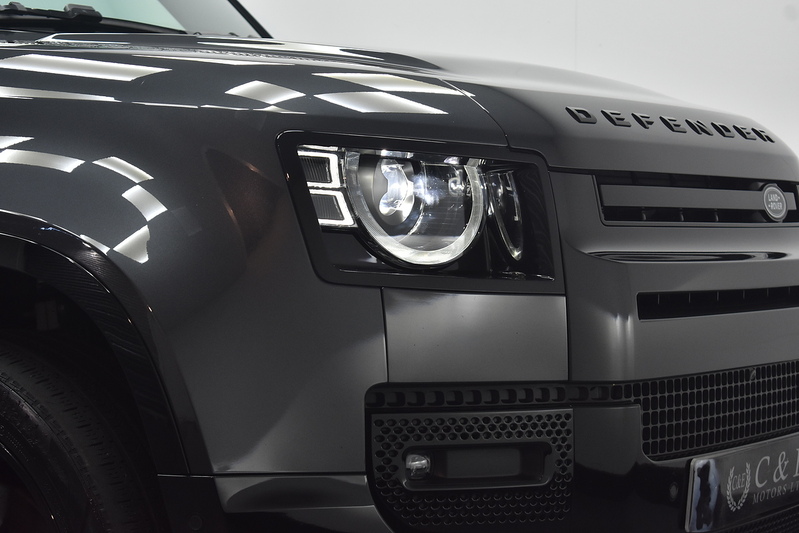 Land Rover Defender 110 D300 MHEV X-Dynamic HSE - U6368