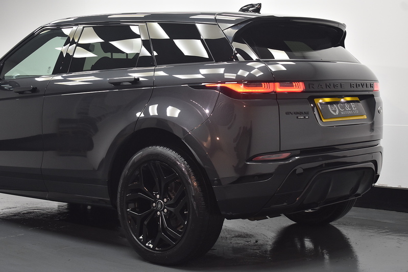 Land Rover Range Rover Evoque D180 R-Dynamic SE - U6370