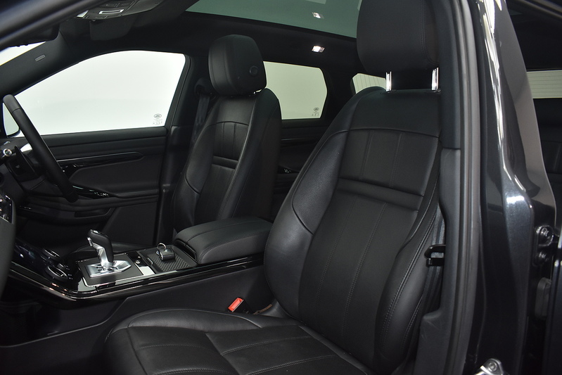 Land Rover Range Rover Evoque D180 R-Dynamic SE - U6370