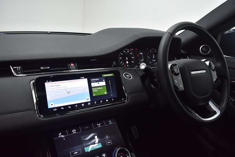 Land Rover Range Rover Evoque D180 R-Dynamic SE - U6370