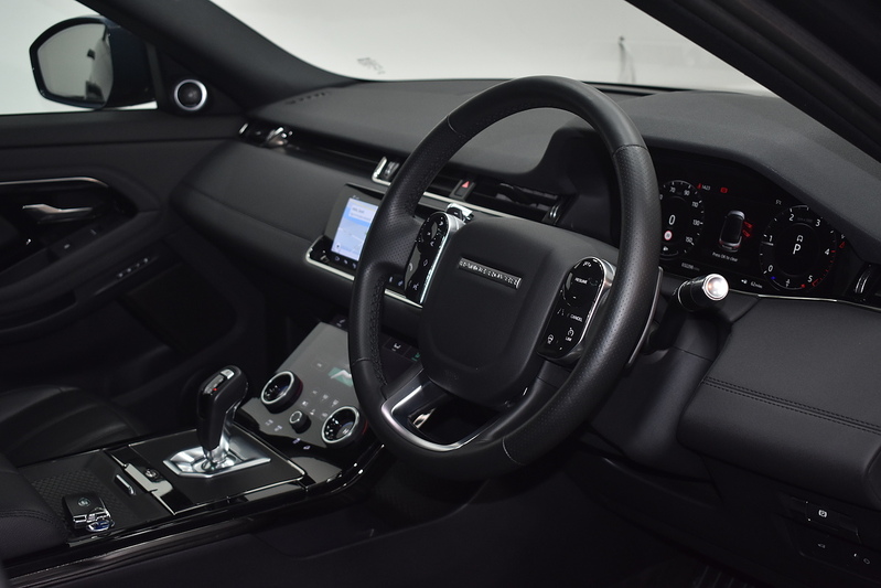 Land Rover Range Rover Evoque D180 R-Dynamic SE - U6370