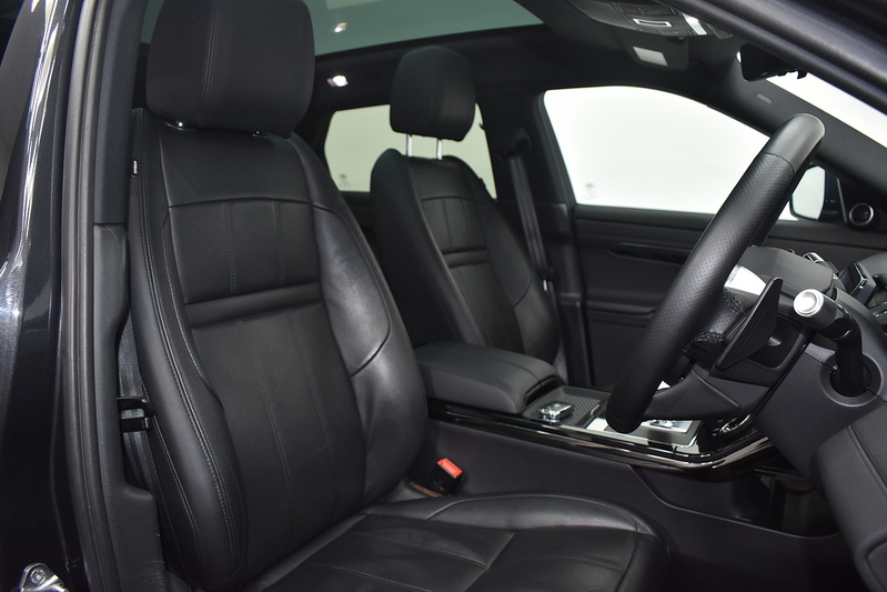 Land Rover Range Rover Evoque D180 R-Dynamic SE - U6370